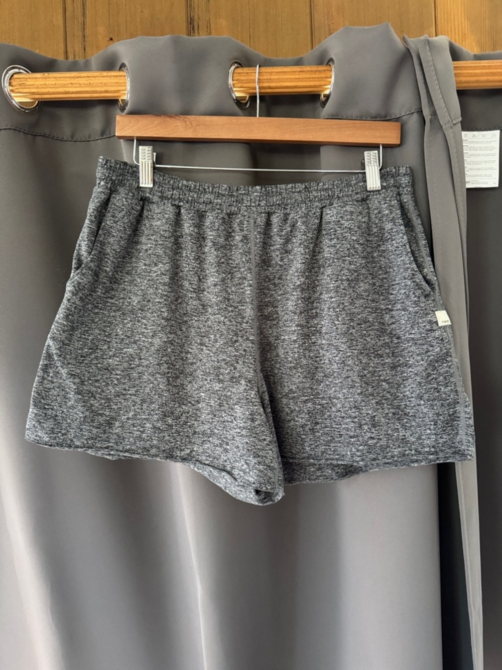 Vuori Halo Boyfriend Shorts
